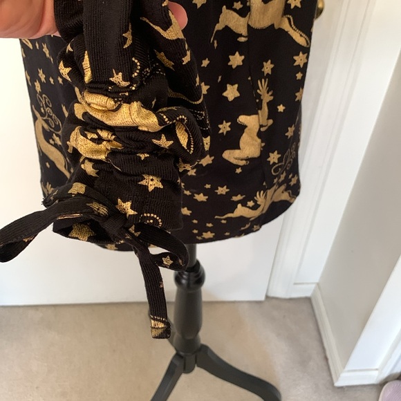 Onque Casual Black Gold Long Sleeve Reindeer Christmas Light Sweater Shirt XL - Picture 3 of 12